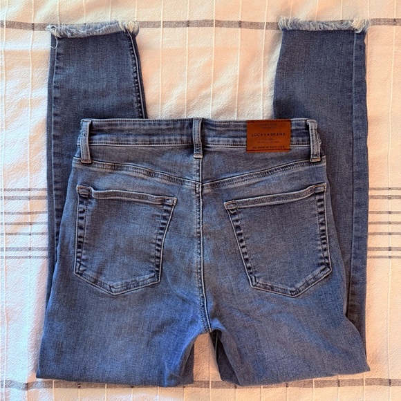 Lucky Brand High Rise Bridgette Skinny Jeans - Picture 3 of 5